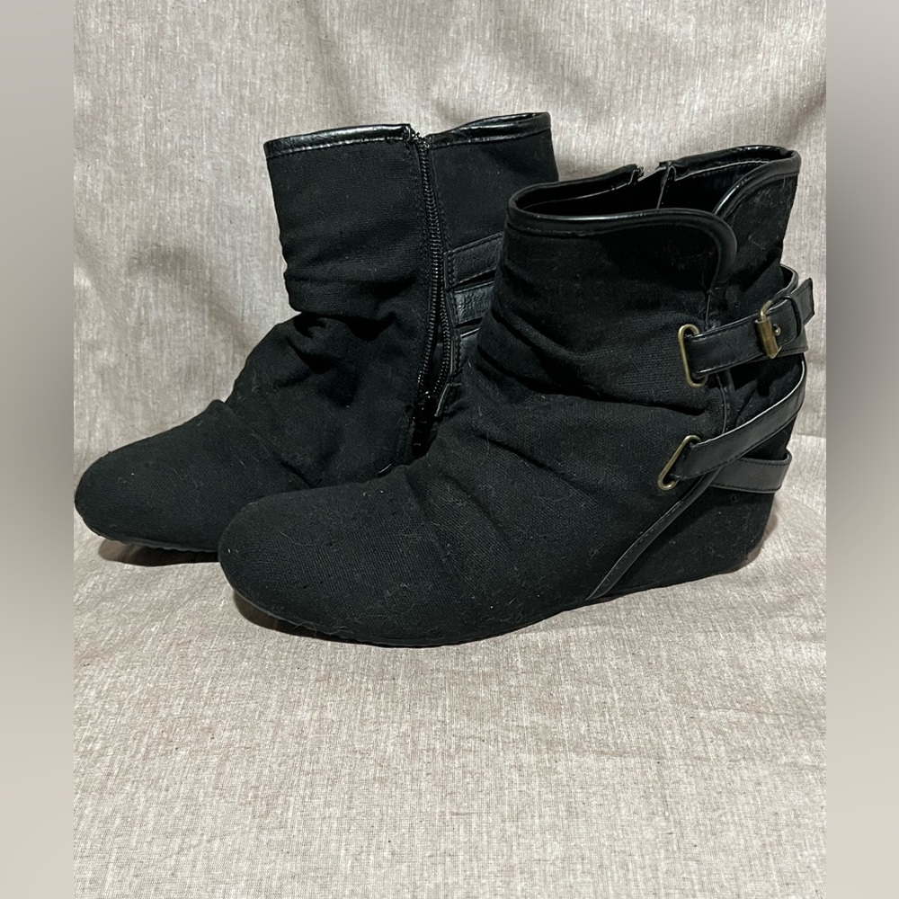Mudd Gray Canvas Hidden Wedge Bootie-9